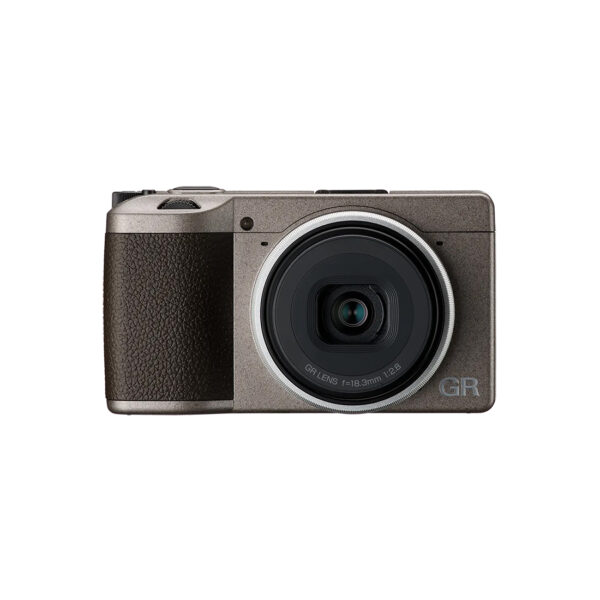 Autofocus UHD 4K Vlogging Camera with 32GB Card - 画像 (3)